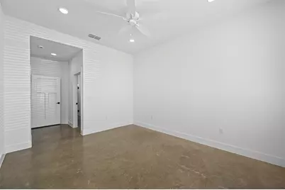 102 Cardinal Woods Court, Granbury, TX 76049 - Photo 17