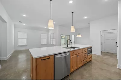 102 Cardinal Woods Court, Granbury, TX 76049 - Photo 9