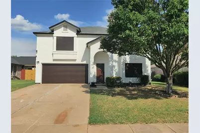 3120 Longbow Drive, Grand Prairie, TX 75052 - Photo 1