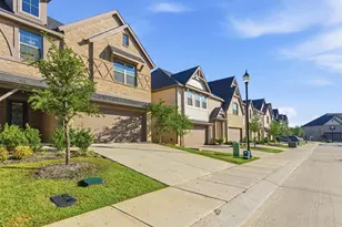 6829 Joelene Rae Dr, Arlington, TX 76001 - Photo 3