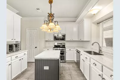 7121 Raintree Way, Denton, TX 76210 - Photo 3