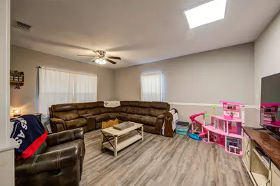 308 Cooke Street, Nocona, TX 76255 - Photo 9