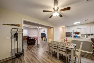 308 Cooke St, Nocona, TX 76255 - Photo 3