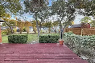 822 Bandera Ln, Garland, TX 75040 - Photo 27