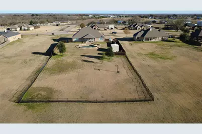 1165 Chartres Street, Oak Ridge, TX 75142 - Photo 39