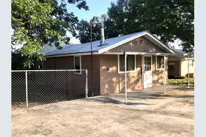 1211 Hutchings Street, Goldthwaite, TX 76844 - Photo 23