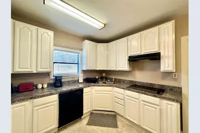 1211 Hutchings Street, Goldthwaite, TX 76844 - Photo 7