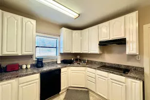 1211 Hutchings St, Goldthwaite, TX 76844 - Photo 7