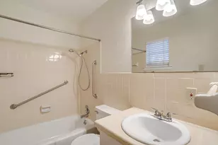 1900 Sutter St, Fort Worth, TX 76107 - Photo 9