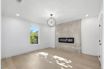 710 S Glasgow Drive, Dallas, TX 75223 - Photo 7