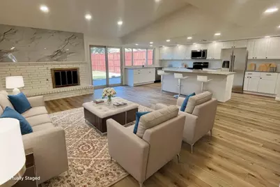 4713 Jennings Drive, The Colony, TX 75056 - Photo 3