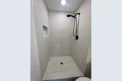 4713 Jennings Drive, The Colony, TX 75056 - Photo 7