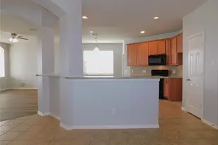 701 Lone Pine Dr, Little Elm, TX 75068 - Photo 9