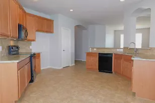 701 Lone Pine Dr, Little Elm, TX 75068 - Photo 11