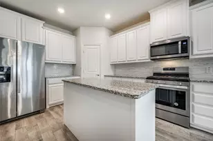 1528 Trailwood Ter, Little Elm, TX 76227 - Photo 7