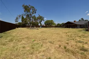 700 Arapaho Dr, Tioga, TX 76271 - Photo 33