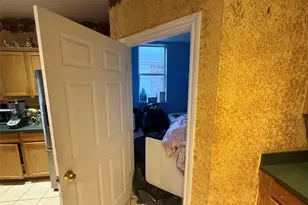 7415 Amsterdam Ln, Arlington, TX 76002 - Photo 9