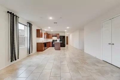 1802 Aslynn Circle, Aubrey, TX 76227 - Photo 5