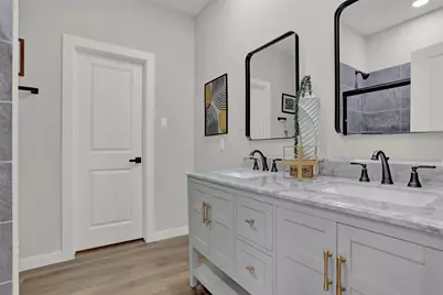 705 E Hanna Street, Denison, TX 75021 - Photo 13