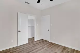 705 E Hanna St, Denison, TX 75021 - Photo 19