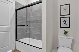 705 E Hanna St, Denison, TX 75021 - Photo 21