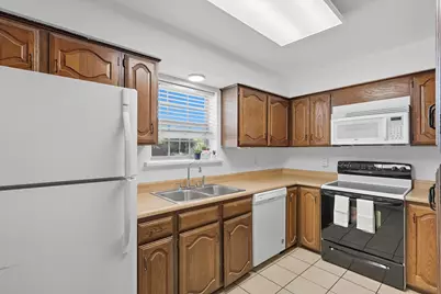 910 Turtle Cove #148, Irving, TX 75060 - Photo 17