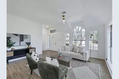 823 Shady Brook Lane, Cedar Hill, TX 75104 - Photo 3