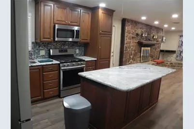 121 N Wisteria Street, Mansfield, TX 76063 - Photo 13