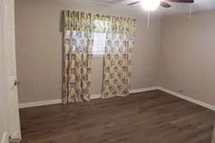 121 N Wisteria St, Mansfield, TX 76063 - Photo 23