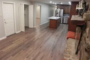 121 N Wisteria St, Mansfield, TX 76063 - Photo 11