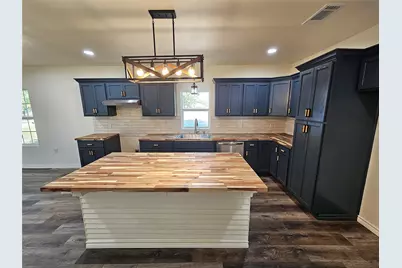 510 S Waco Street, Groesbeck, TX 76642 - Photo 7