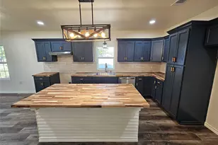 510 S Waco St, Groesbeck, TX 76642 - Photo 7