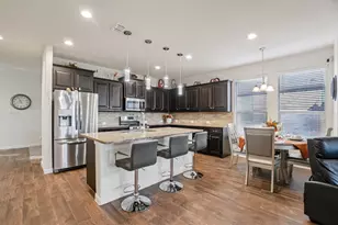 2606 Sunburst Dr, Glenn Heights, TX 75154 - Photo 9