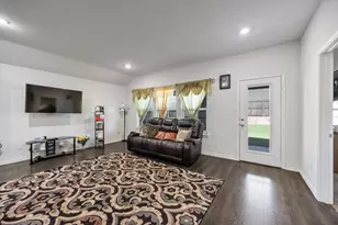 2929 Goodrich St, Royse City, TX 75189 - Photo 7