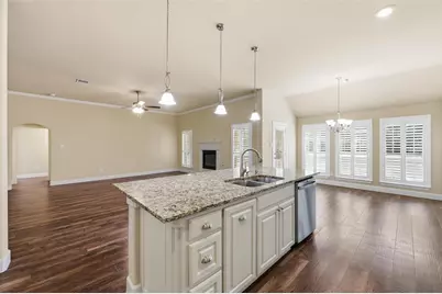 2947 Muirfield Avenue, Grand Prairie, TX 75104 - Photo 9