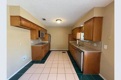 5604 Ember Drive, Arlington, TX 76016 - Photo 5