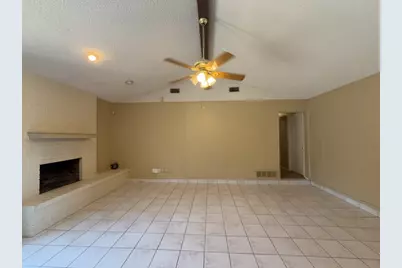 5604 Ember Drive, Arlington, TX 76016 - Photo 3