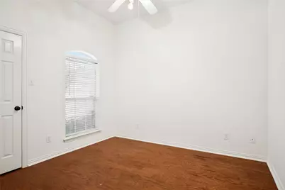 500 Chateau Court, Denton, TX 76209 - Photo 19