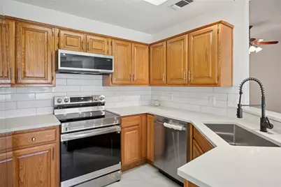 500 Chateau Court, Denton, TX 76209 - Photo 5