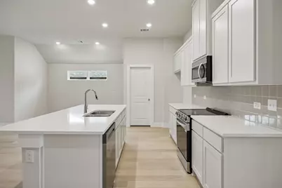 812 Tesslynn Avenue, Godley, TX 76044 - Photo 5