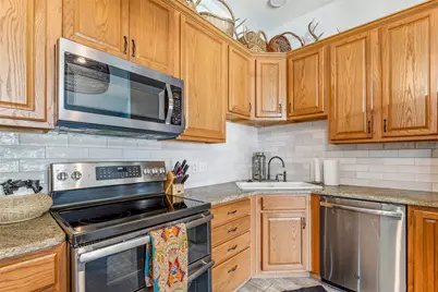 1006 Teresa Court, Granbury, TX 76048 - Photo 9