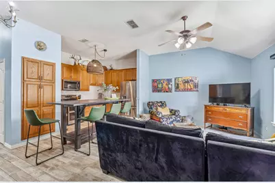 1006 Teresa Court, Granbury, TX 76048 - Photo 7