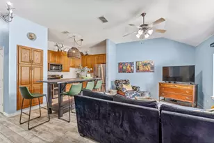 1006 Teresa Ct, Granbury, TX 76048 - Photo 7