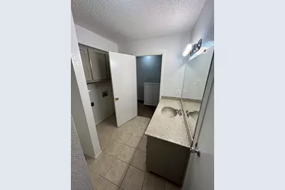 3006 W Sycamore Circle, Euless, TX 76040 - Photo 13