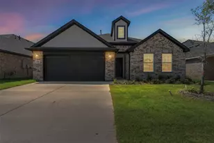 1320 Water Canna Dr, Justin, TX 76247 - Photo 7