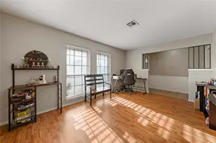 504 Richland Dr, Waco, TX 76710 - Photo 3