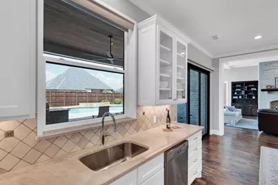 2209 Lyons, Midlothian, TX 76065 - Photo 15