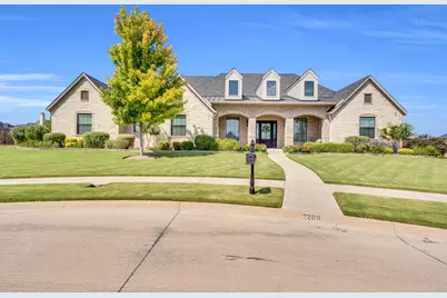 2209 Lyons, Midlothian, TX 76065 - Photo 1