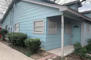 826 Samuels Ave, Fort Worth, TX 76102 - Photo 1