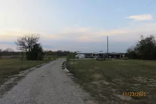 1780 Co Rd 4109, Campbell, TX 75422 - Photo 29